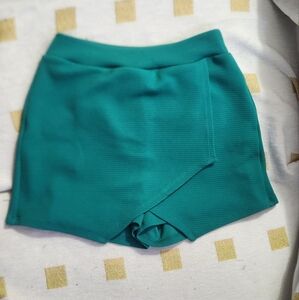 Green Wrap‎ Skort